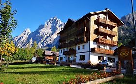 Hotel Oasi